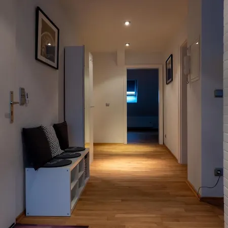 Mit Einer Sauna Direkt Am Park Wiesbaden