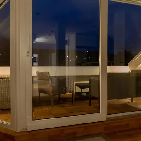 Mit Einer Sauna Direkt Am Park