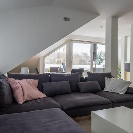 Mit Einer Sauna Direkt Am Park Apartamento