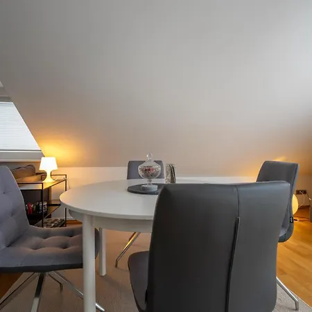 Mit Einer Sauna Direkt Am Park Apartamento