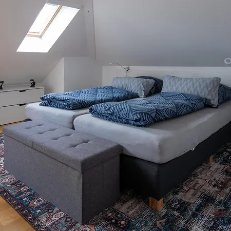 Mit Einer Sauna Direkt Am Park Appartement