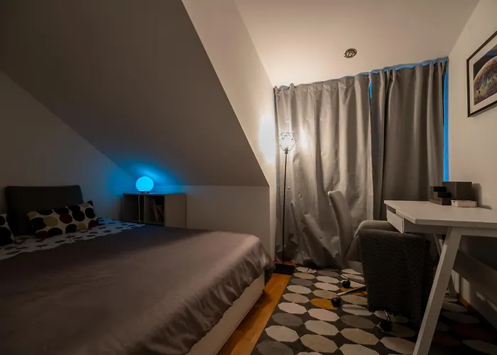 Mit Einer Sauna Direkt Am Park Apartment *